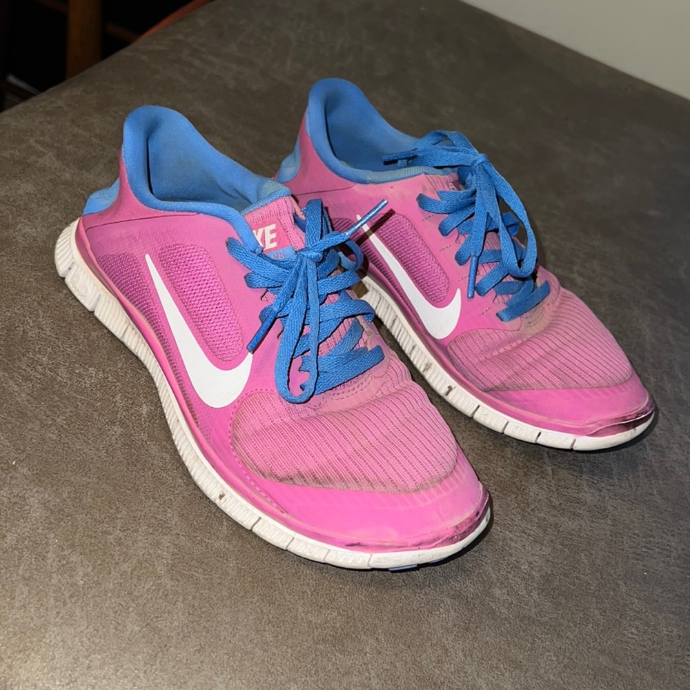 Women’s Nike shoes